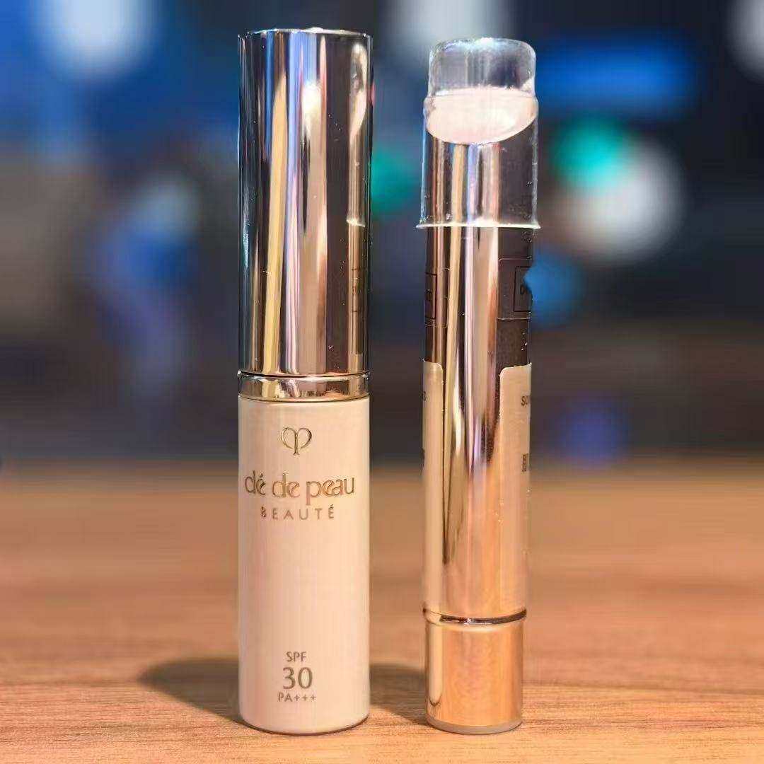 CPB肌肤之钥御龄防晒护唇膏润唇4克简装裸瓶不粘腻红光护唇包邮