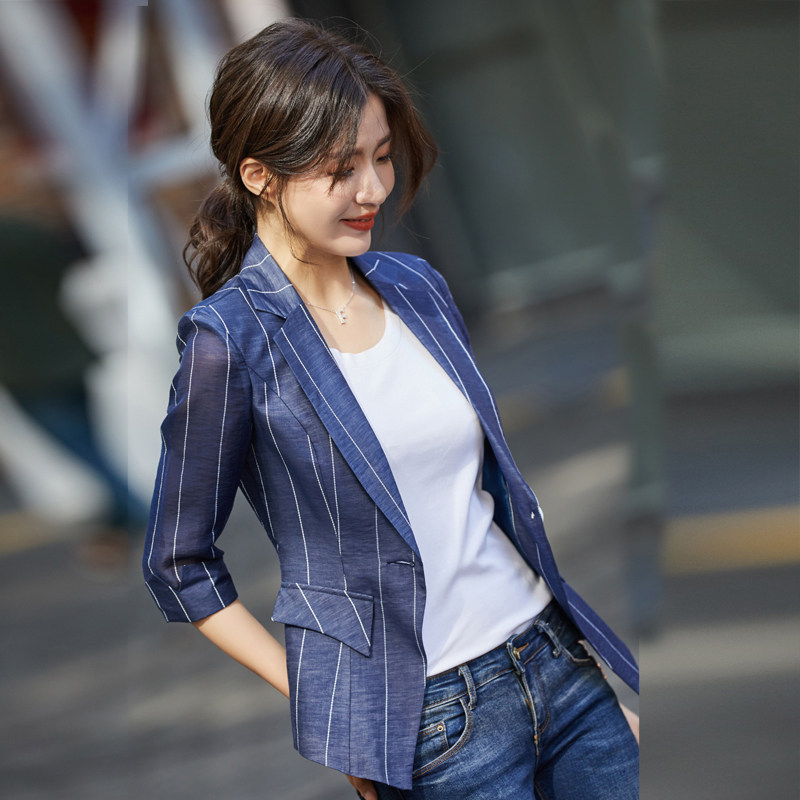网红外套七分袖短款条纹西服上衣