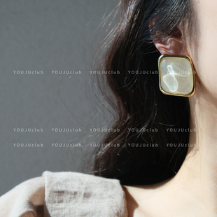 邮橘-梦雨云依~轻奢高级感夸张方形水波纹咖色耳环蚊香盘耳夹女