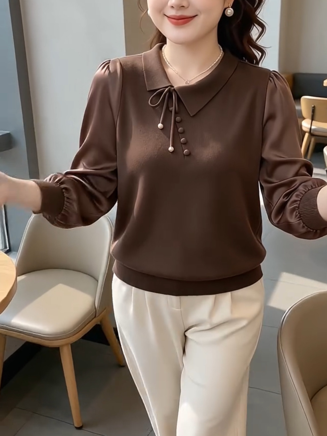 长袖新中式上衣女装早秋2026新款娃娃领宽松缎面衬衫洋气妈妈小衫