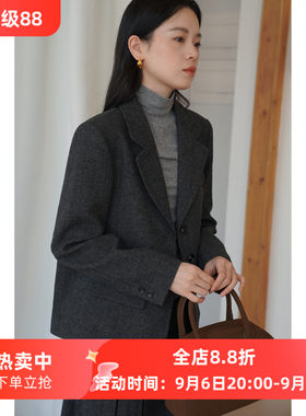 英伦复古风灰色宽松短款羊毛毛呢西装外套女呢子秋冬款通勤小个子
