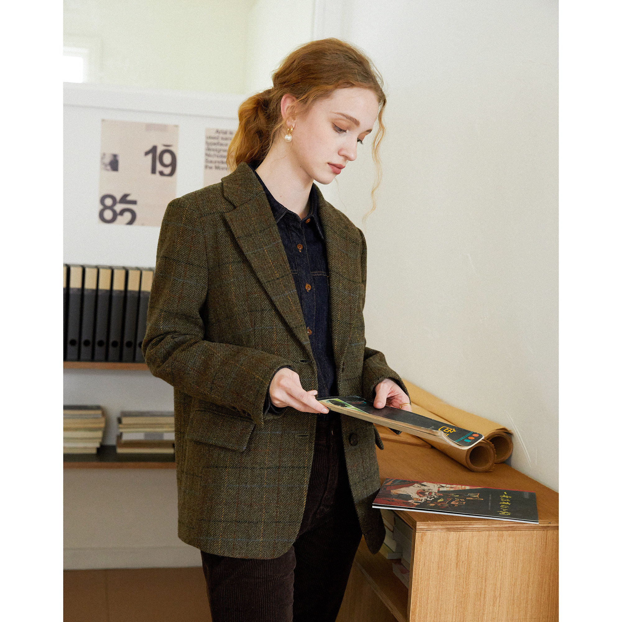 英伦复古风深绿色高级感格纹纯羊毛毛呢西装外套女呢子秋冬新款