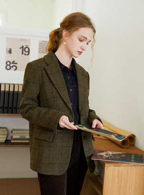 英伦复古风深绿色高级感格纹纯羊毛毛呢西装外套女呢子秋冬新款