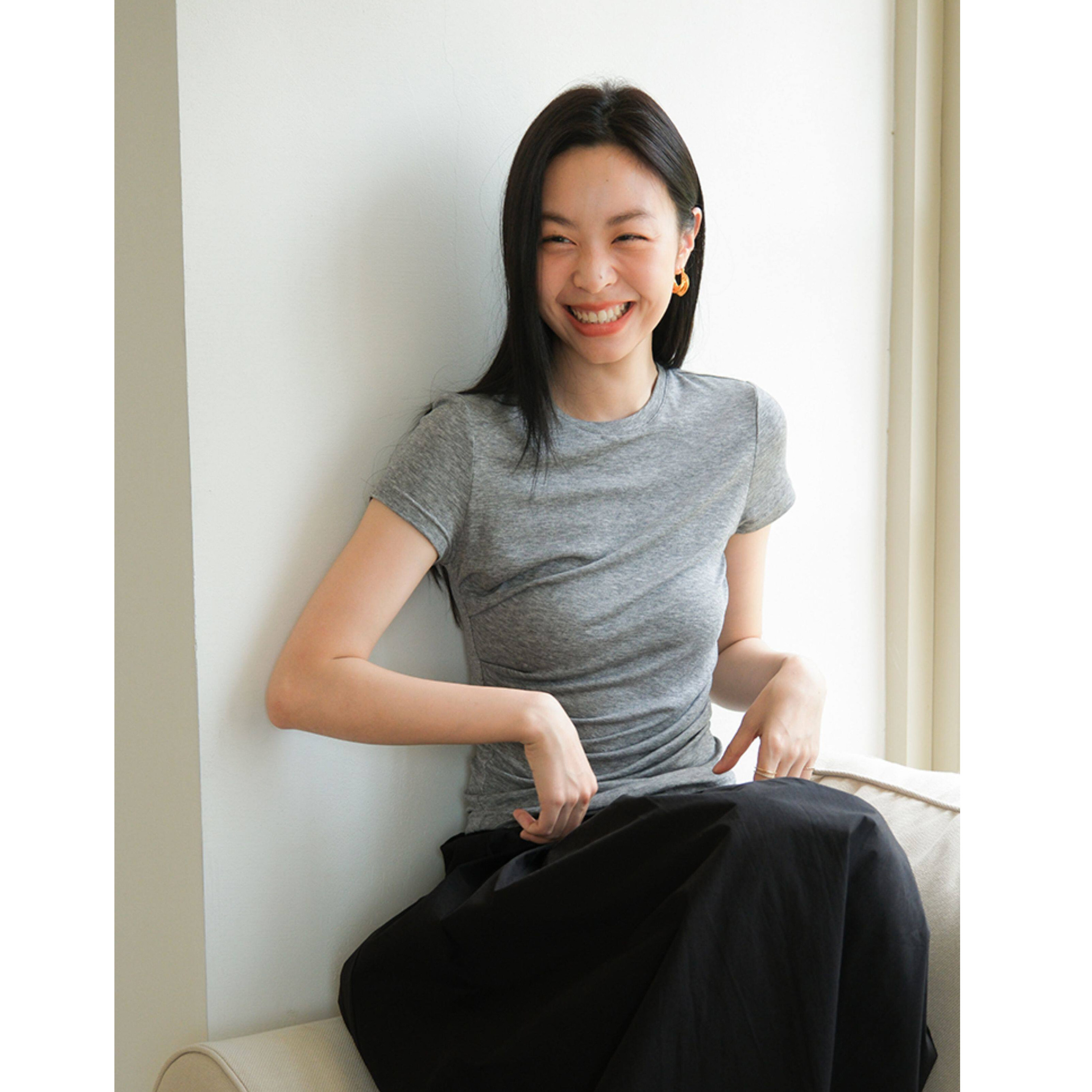徐莫西 纯色圆领天丝羊毛短袖t恤上衣女夏薄款修身百搭显瘦上衣