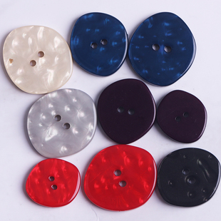 韩版时尚彩色两眼树脂纽扣大衣扣风衣外套时装扣子女装异形扣