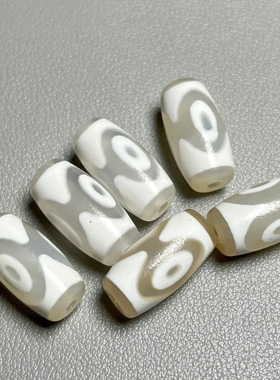 天然玛瑙雪域白三眼天珠规格:10×20mm冲销量