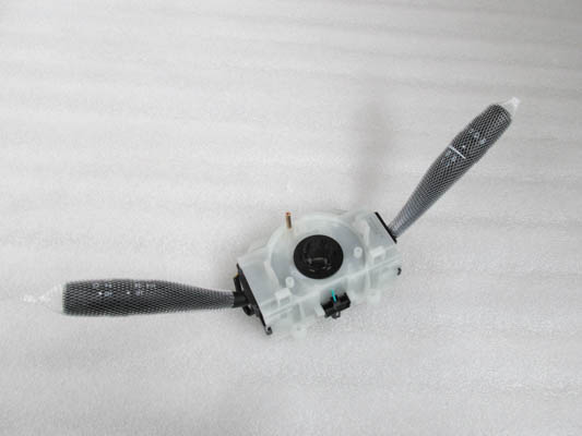 欧马可瑞沃奥铃组合开关