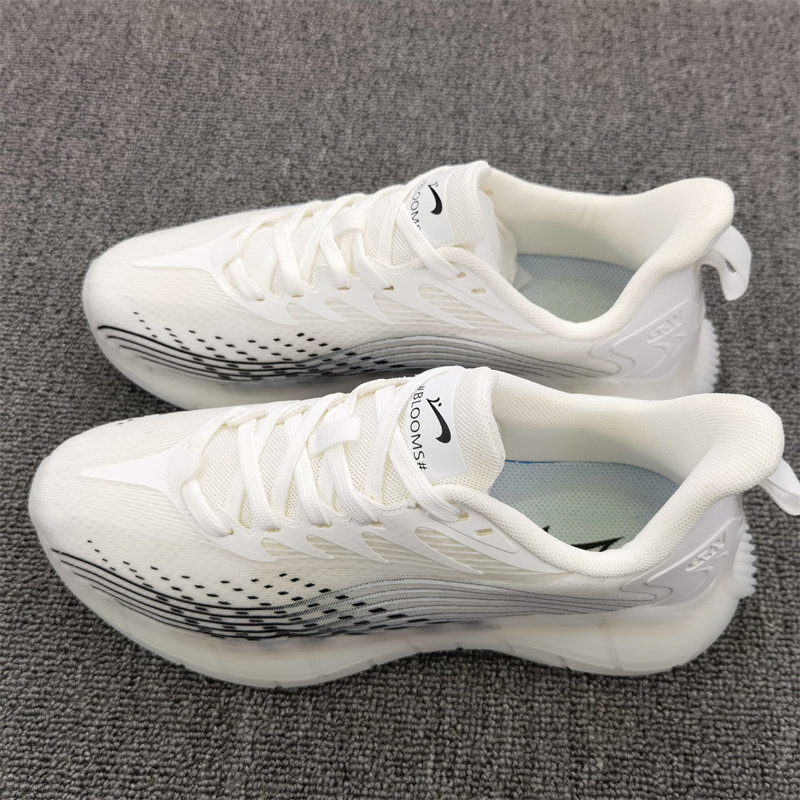 贵人鸟男鞋2024春季新款透气缓震超轻爆米花椰子鞋休闲网面跑步鞋