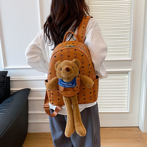 可爱小熊卡通双肩包女