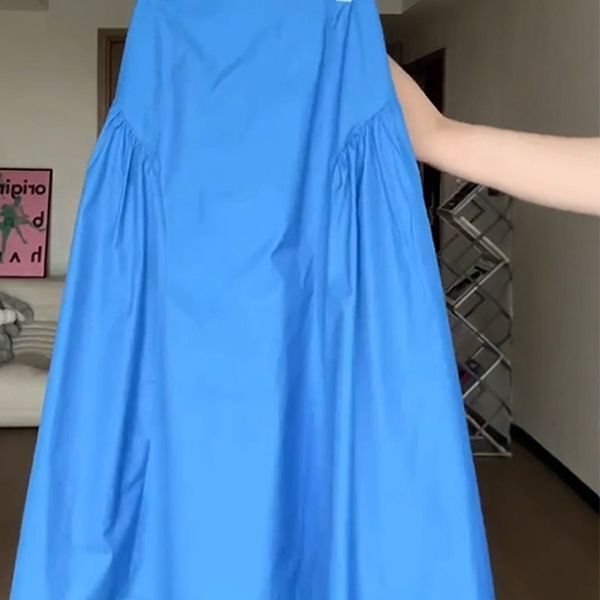 蓝色高腰A字三层蕾丝蛋糕温柔风长裙设计感钩花半身裙女款夏新款