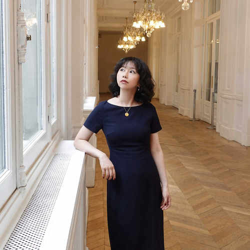 一字领藏蓝色长款醋酸连衣裙