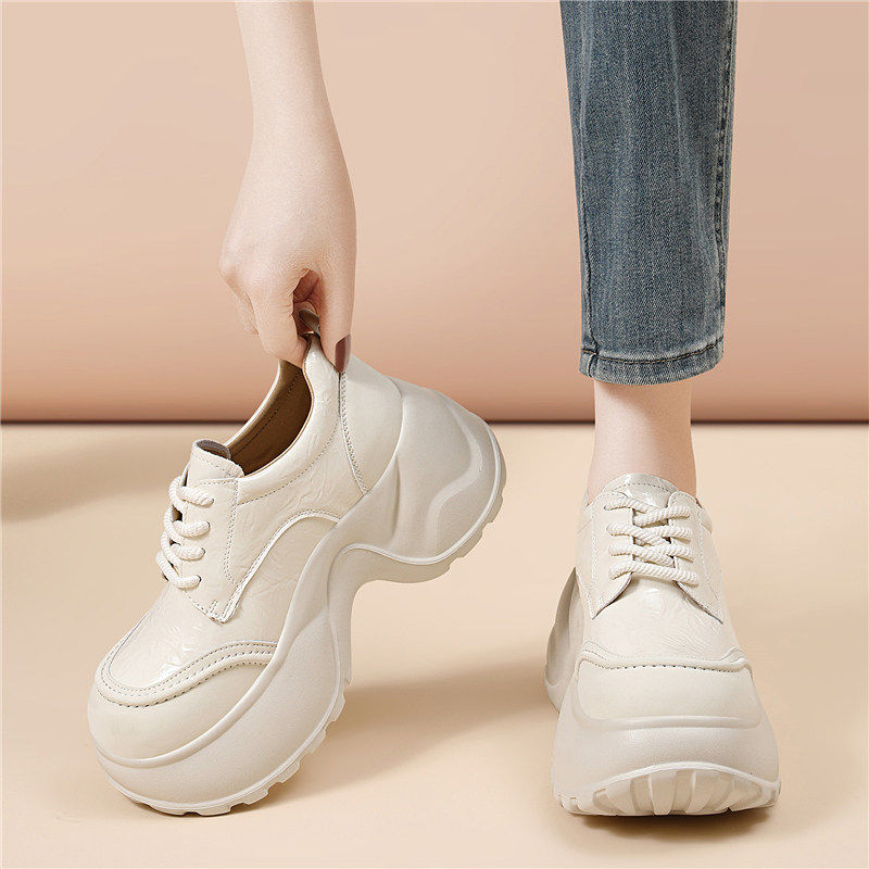 内增高女鞋8cm增高小个子婚鞋2026新款厚底小皮鞋婚纱神器松糕鞋