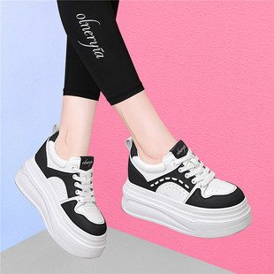 品牌2026年超火的鞋子春秋小白鞋厚底松糕增高小个子运动休闲板鞋