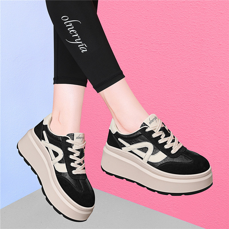 厚底增高小个子休闲鞋女2025新款春秋季软底轻便户外时尚爆款板鞋