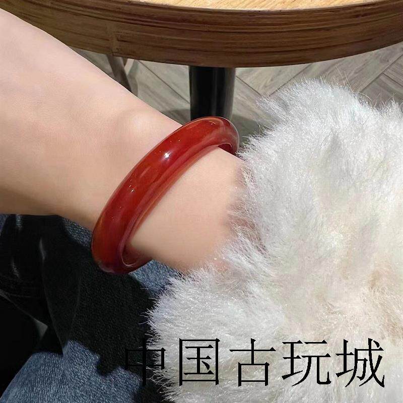 高端红玛瑙手镯女款玉镯子本命年扁条正品原色红冰种玉髓精品首饰