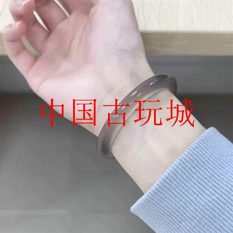 精美烟雨玛瑙玉髓手镯冰种通透烟