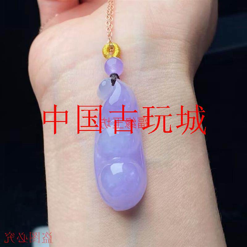 新款缅甸翡翠色紫罗兰四季豆玉吊坠项链男女款如意福豆挂坠毛衣链