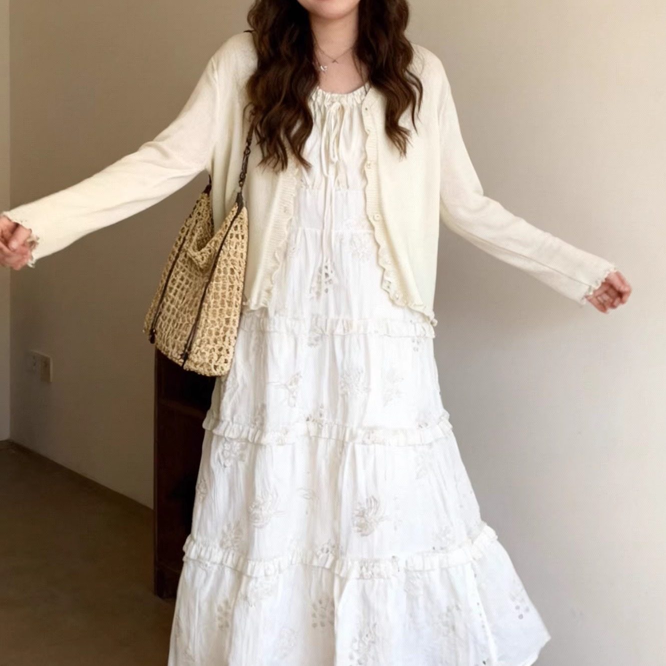 120斤的大杨 胖mm仙气木耳边镂空吊带连衣裙重工刺绣显瘦长裙女春,女装/女士精品,连衣裙,淘宝优惠券,粉丝福利购,淘宝优惠卷