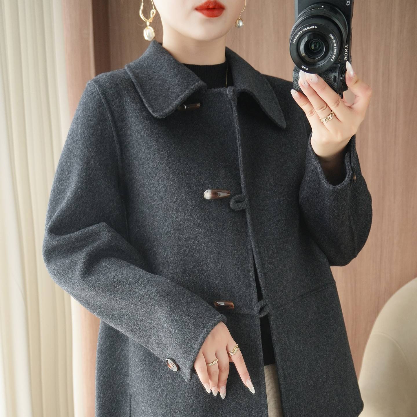 妈妈秋冬装2026年新款时尚洋气双面毛呢外套中老年女装开衫上衣服