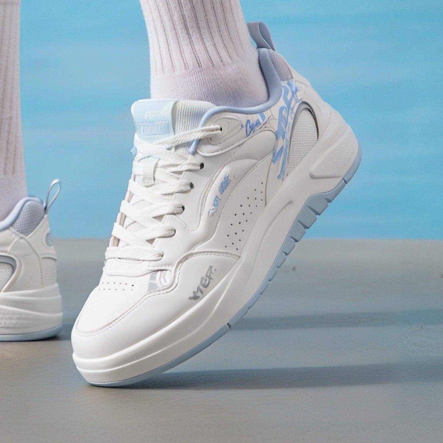 特步启浪lite板鞋2026春季新款女鞋保暖休闲运动鞋女士平底小白鞋,运动鞋new,跑步鞋,淘宝优惠券,粉丝福利购,淘宝优惠卷