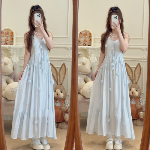 C6312贴花蝴蝶结系带背后松紧V领可调节吊带裙