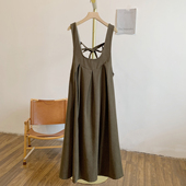 C4552磨毛斜纹背后系带松紧圆领背心裙