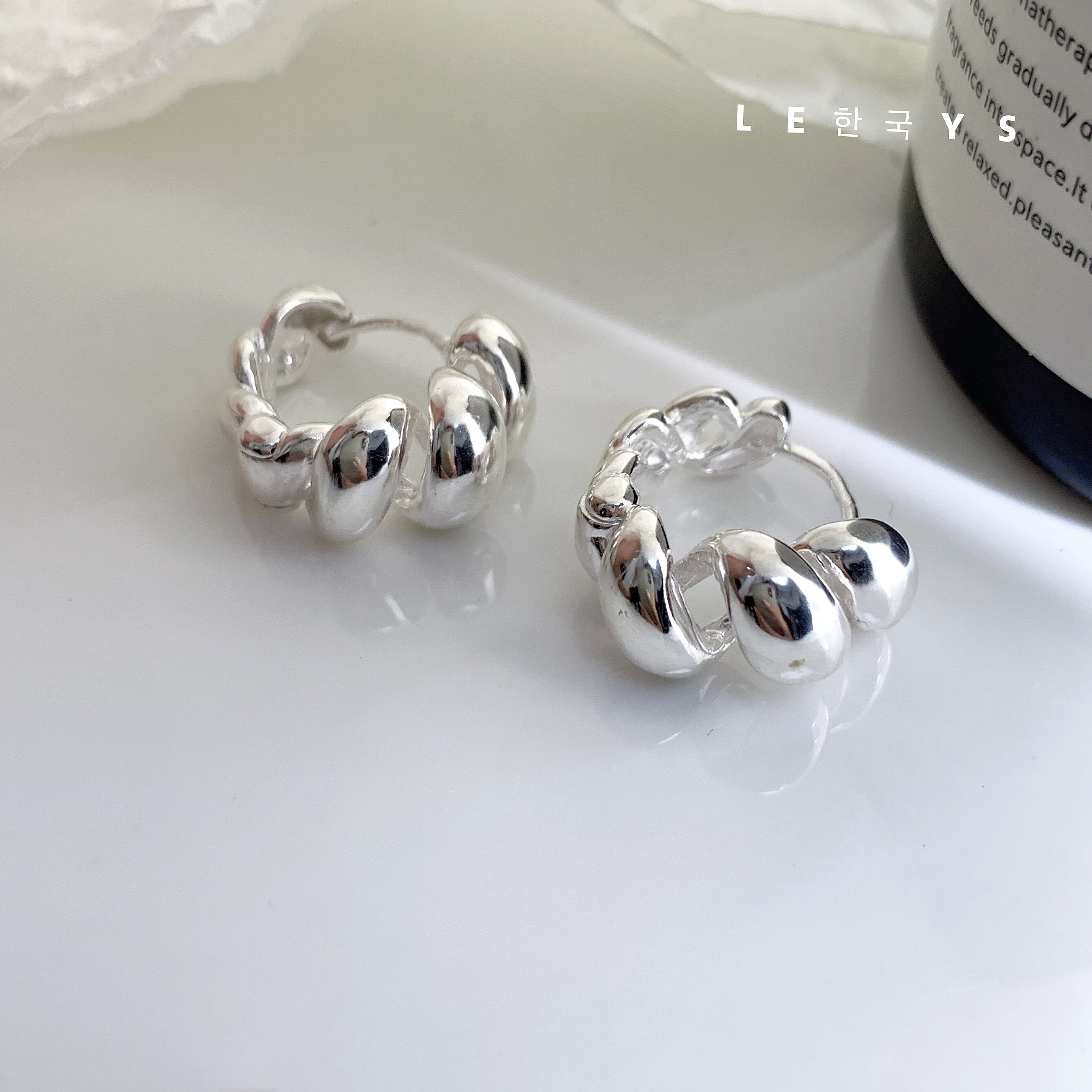 S925银麻花牛角包耳环女