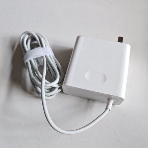 华为智选65W一体充电器立讯代工华为鼎桥电脑适配器华为MateBook