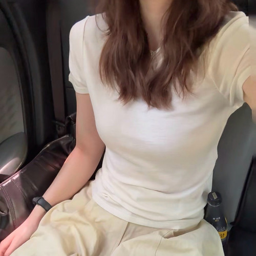 巨软糯！白色面膜T恤女 正肩修身显瘦短袖 夏季透气打底衫