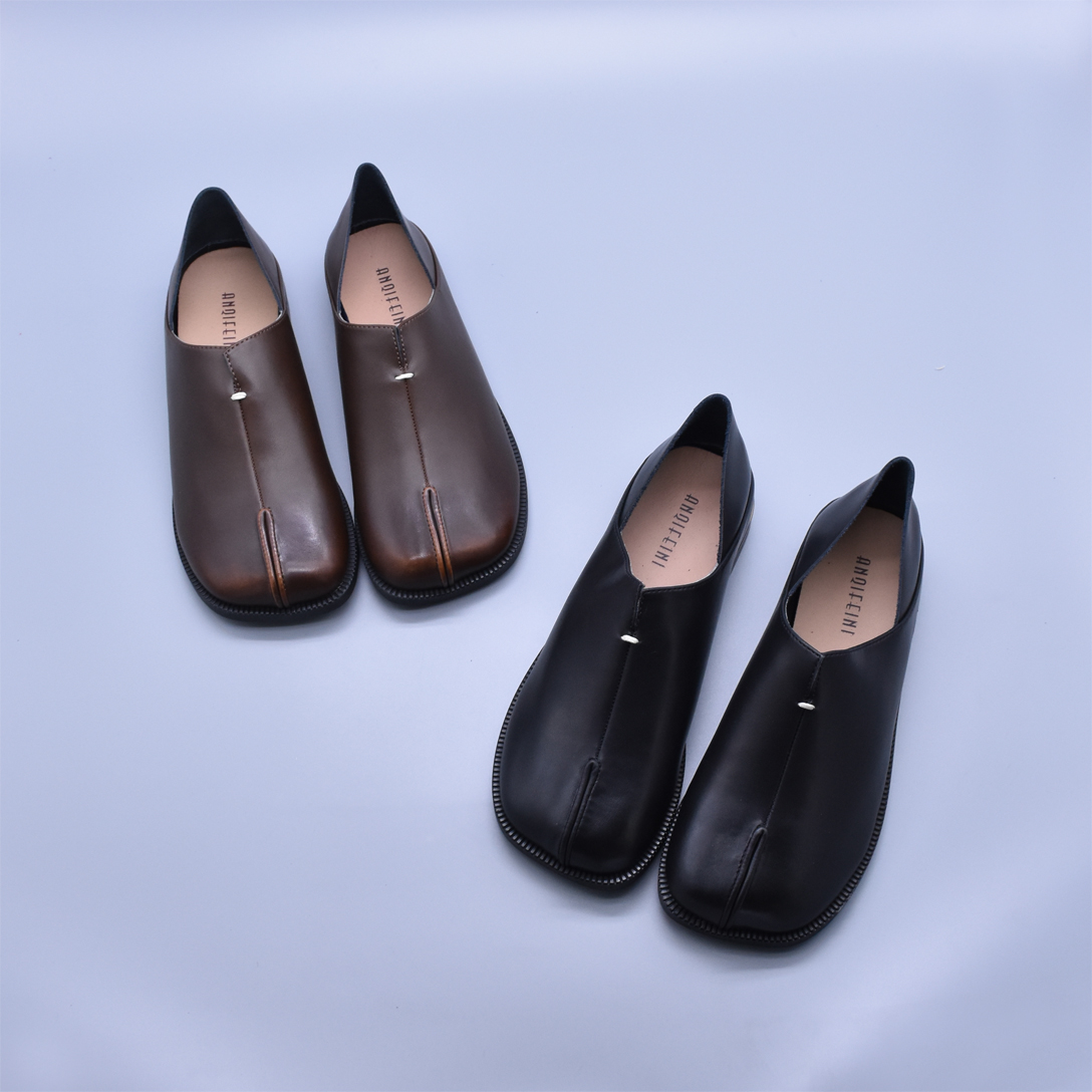 百搭分趾猪脚单鞋女春季新款法式复古休闲牛皮小皮鞋软平底乐福鞋