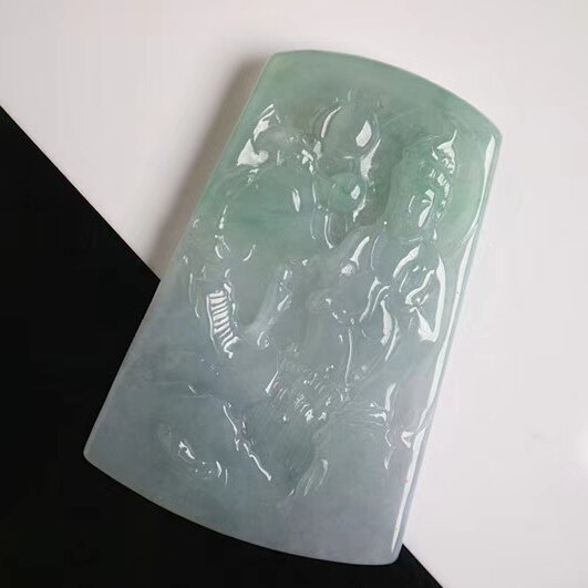 世代好翡翠浅绿飘花观音