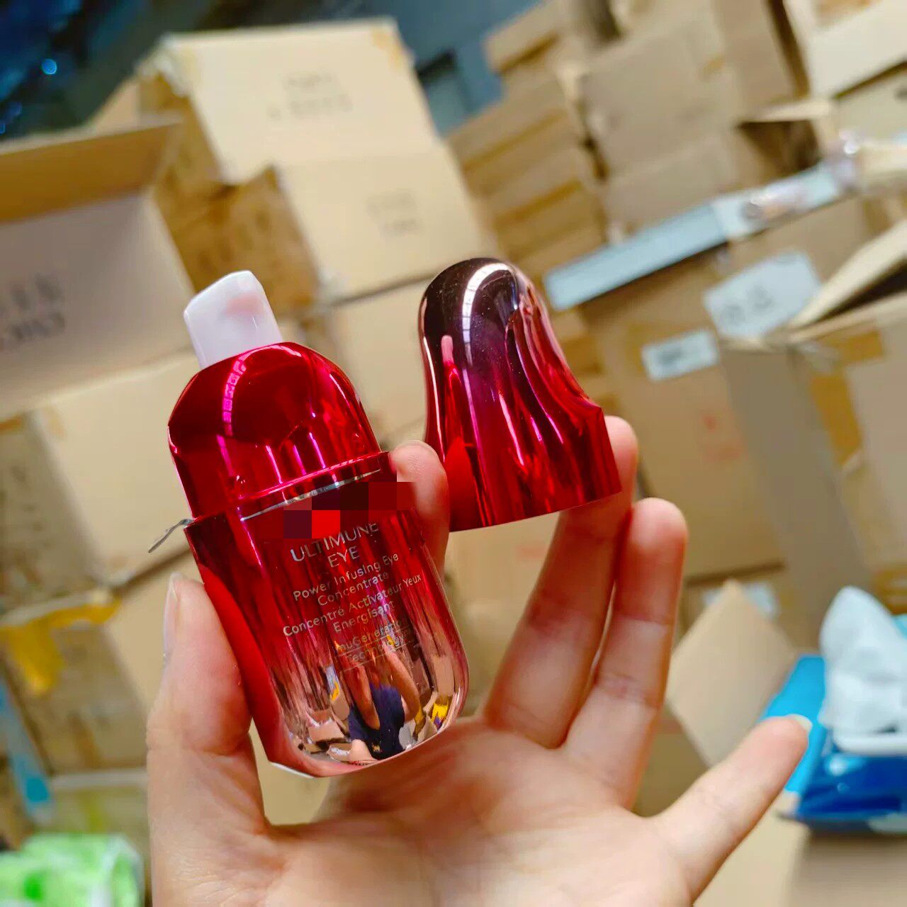 维稳修护小盾牌！日本资//家眼部精华露红妍肌活修护淡化细纹眼霜