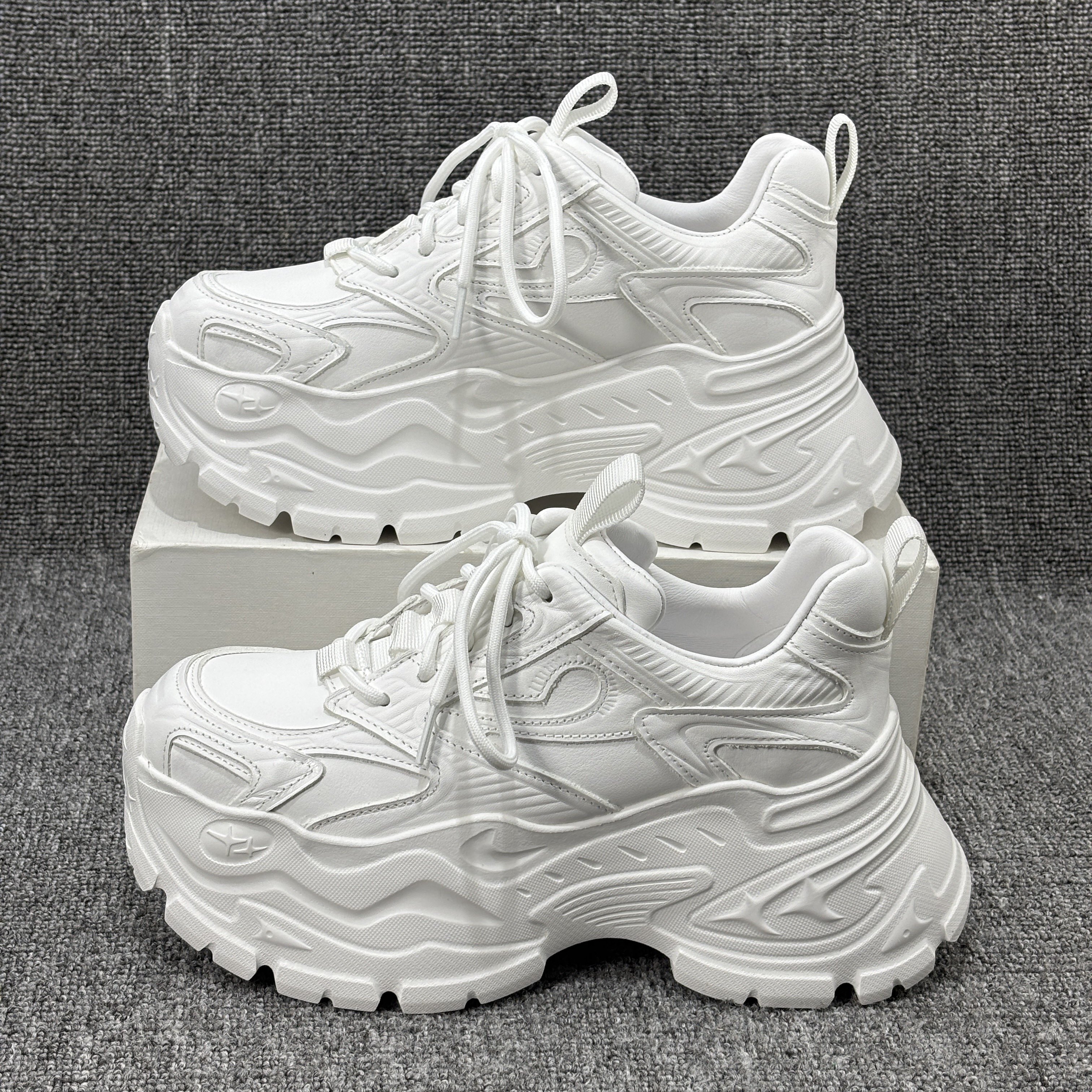 欧洲站2026春季新款真皮松糕厚底小白鞋欧货爆款炸街增高老爹鞋女,女鞋,老爹鞋,淘宝优惠券,粉丝福利购,淘宝优惠卷