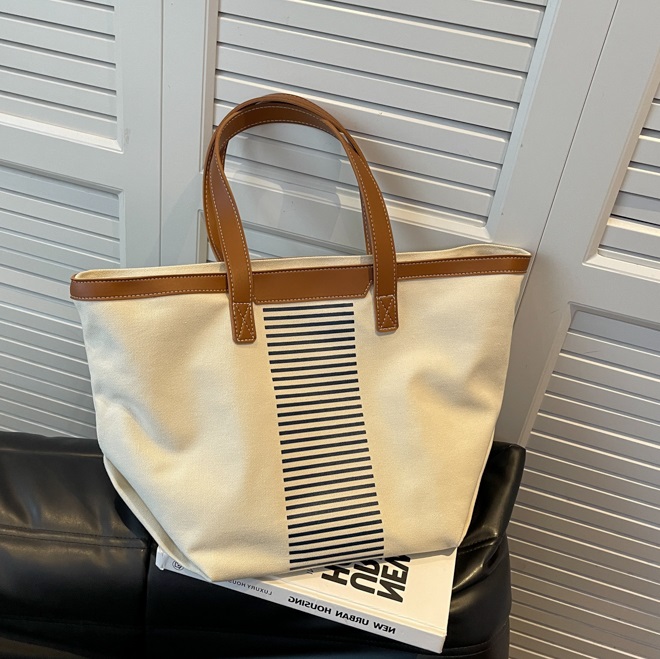 外贸出口大牌正品特价捡漏单肩包