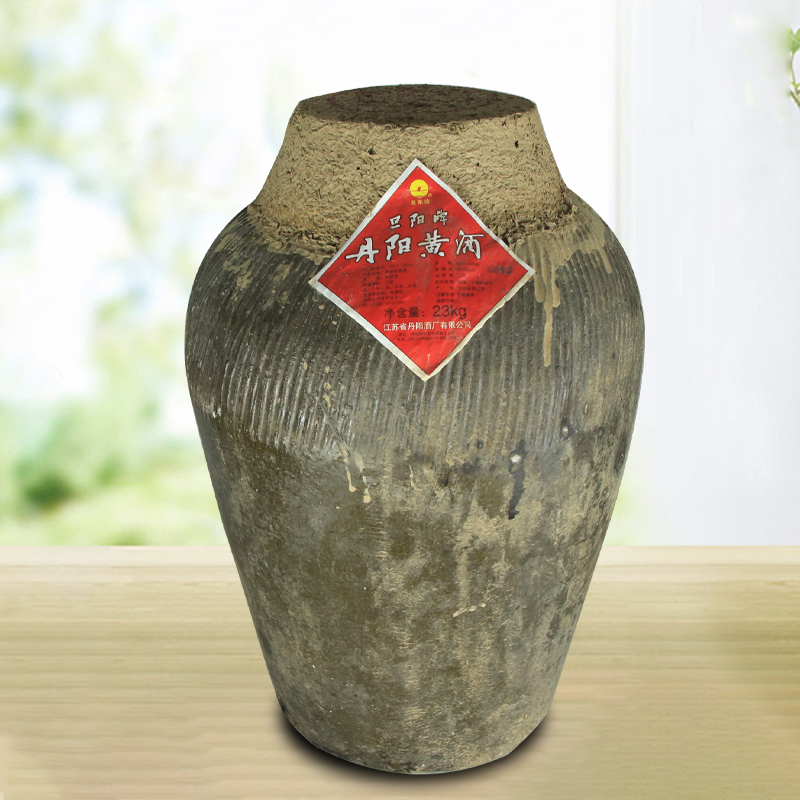 坛装丹阳旦阳牌半甜型黄酒封缸