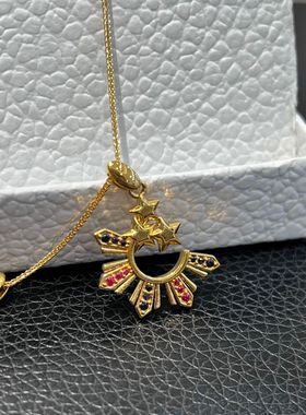 纯18k勋章吊坠au750彩金镂空三星牌吊坠轻奢小众设计感百搭锁骨链