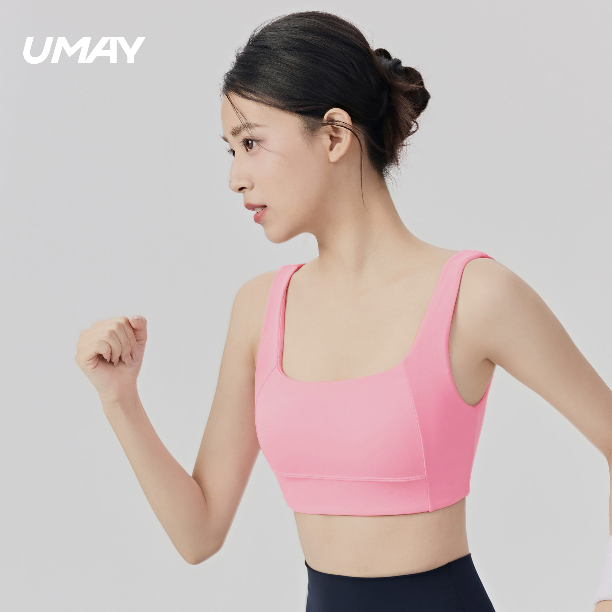 UMAY运动文胸水滴杯女士新款经典方领美背瑜伽服健身背心瑜伽内衣