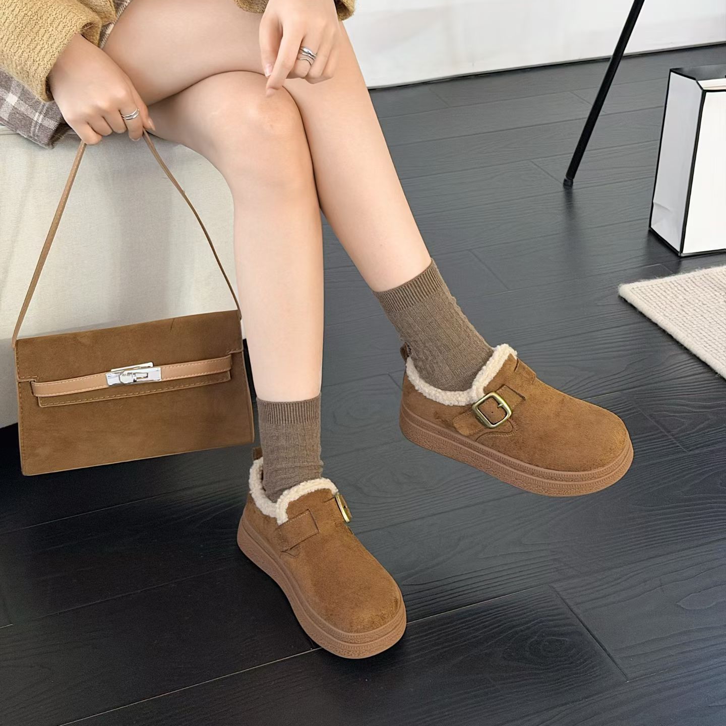 依佳依厚底加绒勃肯鞋保暖棉鞋女