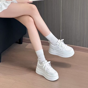 真皮厚底小白鞋依佳依轻便板鞋女