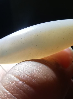 15498藏传老天珠料白玉髓勒子