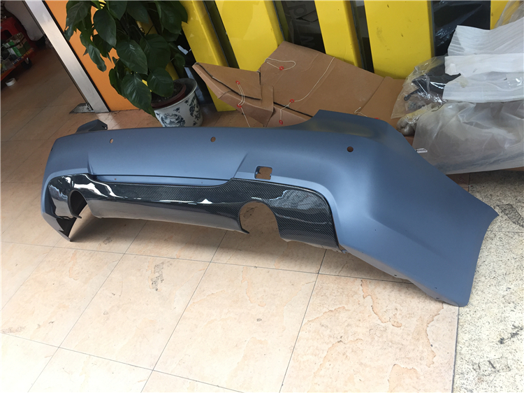 适用于宝马3系mtech碳纤双边包围