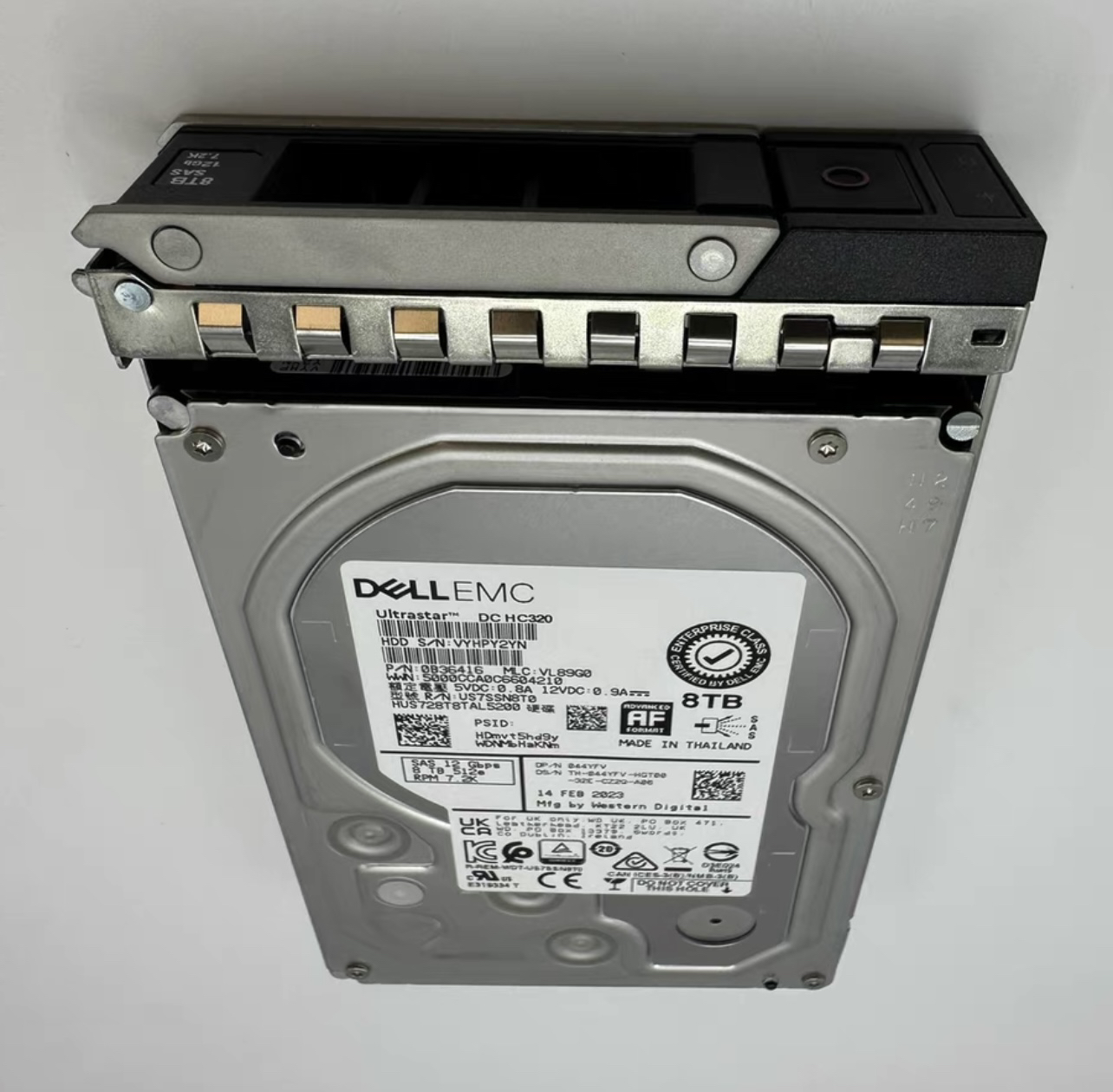 戴尔8T SAS 044YFV HU   Dell戴尔8TB 12G 3.5寸服务器硬盘0通电