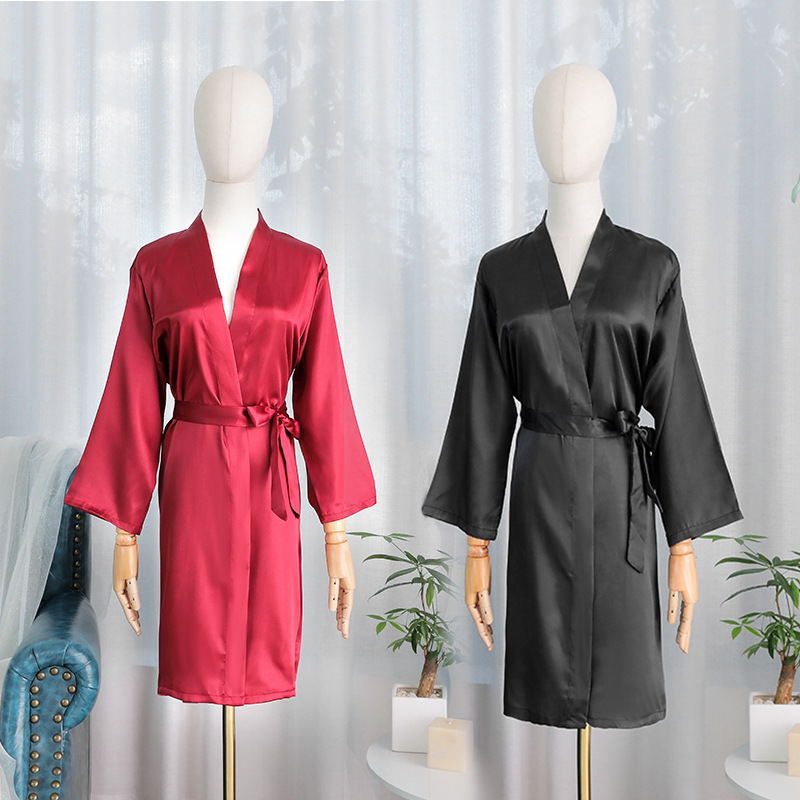 睡衣女新娘晨袍光板婚礼伴娘团睡袍结婚薄款开衫化妆女士睡袍