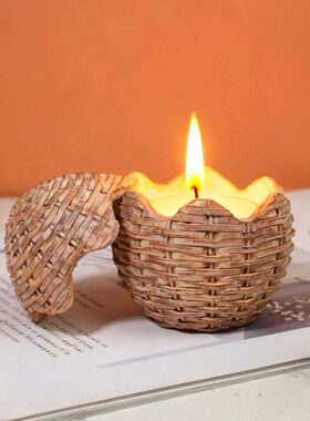 跨境树脂工艺品欧式风花纹藤编鸡蛋烛台香薰蜡烛家居摆件伴手礼