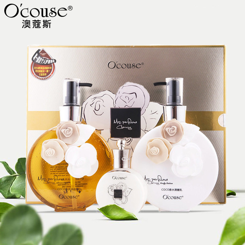 澳蔻斯三朵花洗护套装滋润香水沐浴露润体乳身体乳邂逅柔顺洗发水