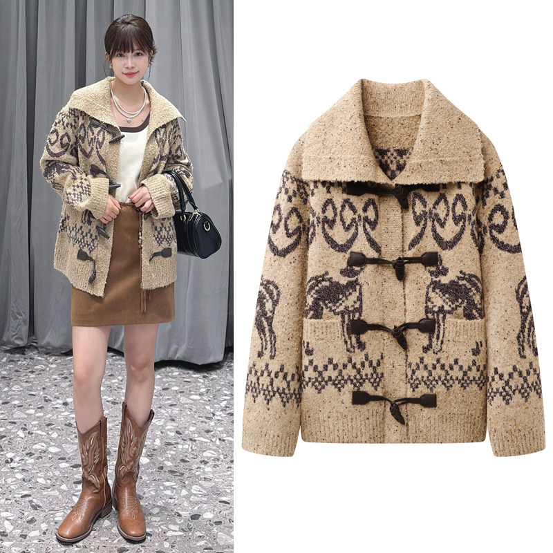 针织开衫2025冬新款复古费尔岛牛角扣大翻领肌理感提花毛衣外套女,女装/女士精品,毛衣,淘宝优惠券,粉丝福利购,淘宝优惠卷