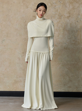 ONMOON 白色刺绣羊毛两件套针织连衣裙 2025秋冬新款内搭长袖裙子