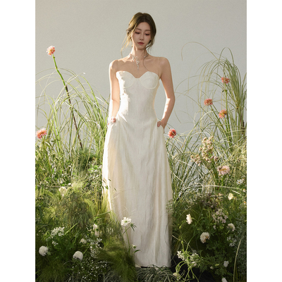 ONMOON 法式白色抹胸绑带收腰连衣裙 2026夏季新款高级感礼服裙子