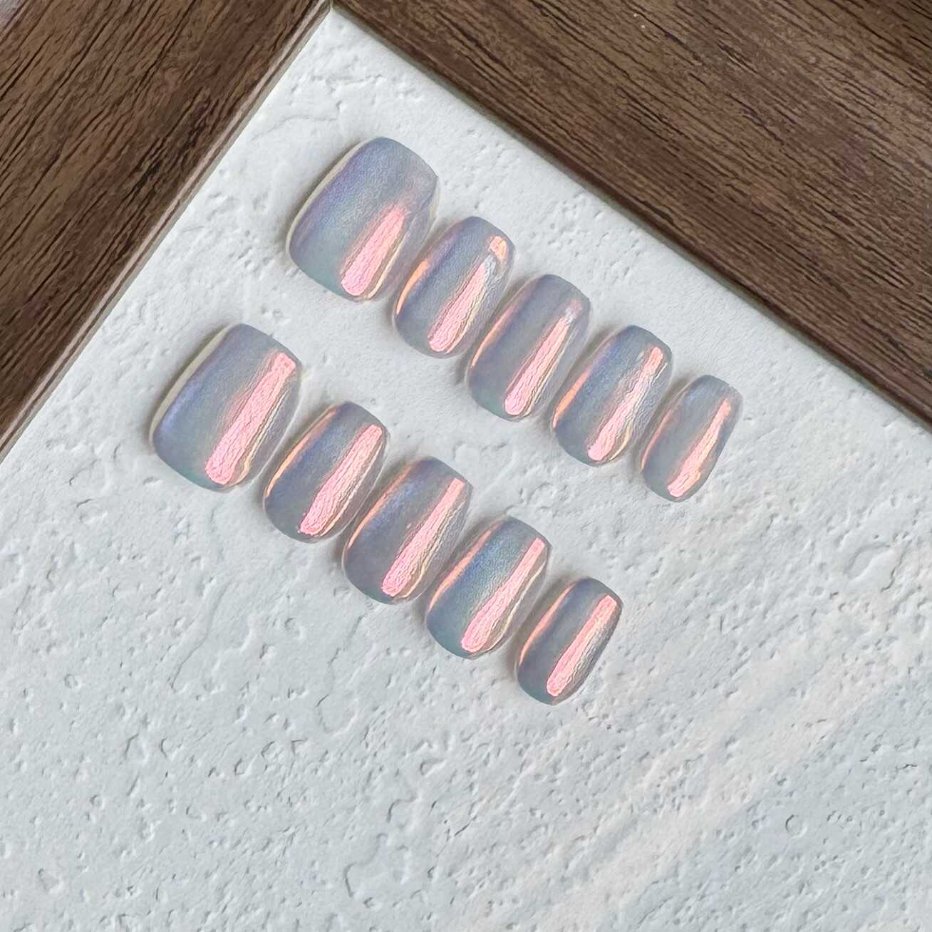 清冷穿戴甲白月光晶石纯手工成品