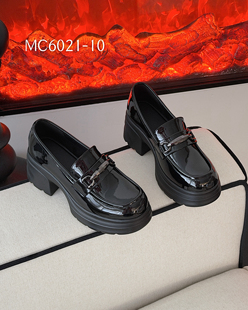 英伦jk显瘦漆皮松糕乐福鞋女2025新款冬厚底百搭马衔扣单鞋小皮鞋